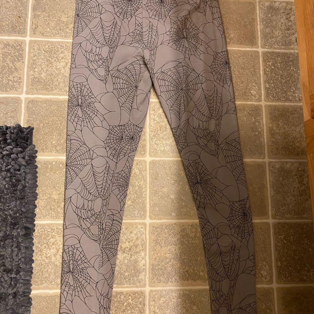 Spider web leggings